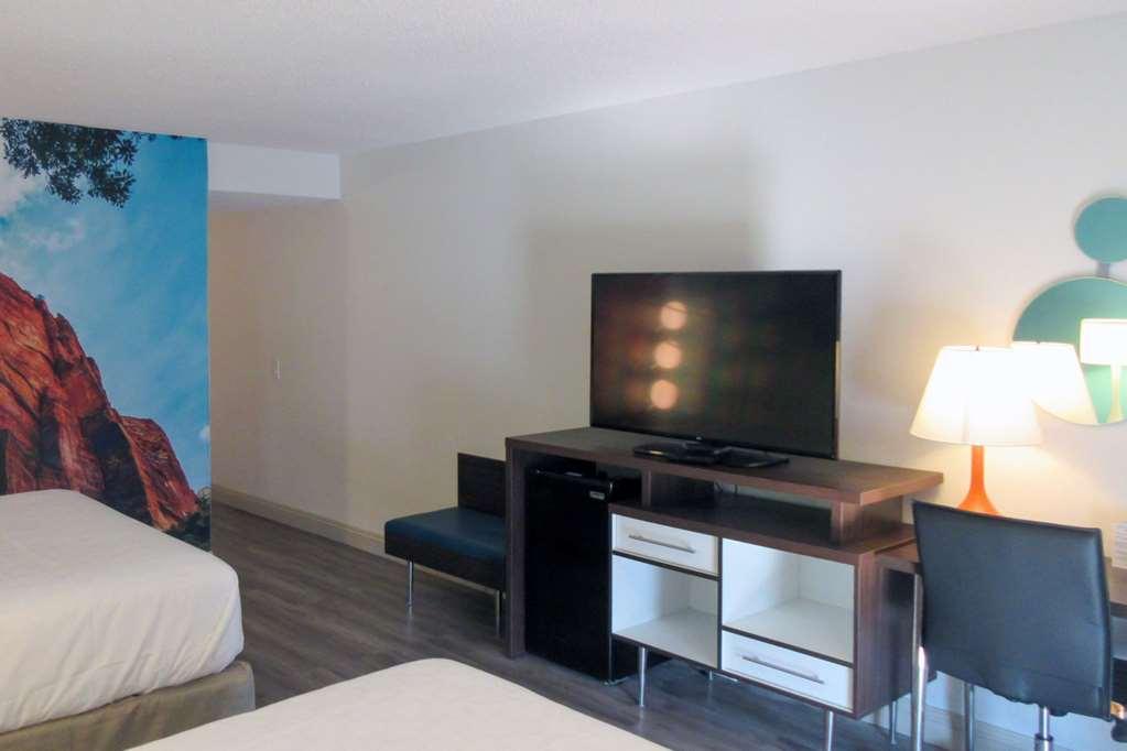 Clarion Pointe Fresno Near Yosemite Hotel Cameră foto